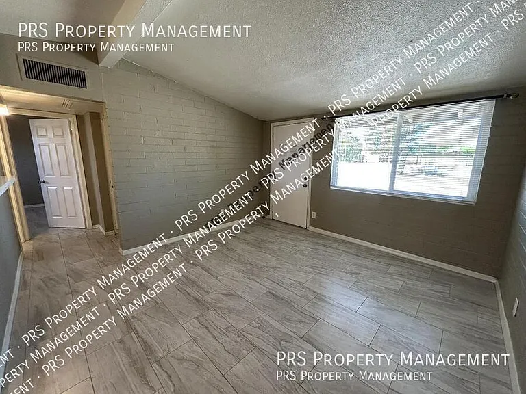 761 N Delaware St #A — Photo 5