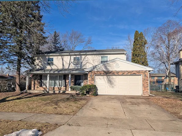 1206 E Suffield Dr, Arlington Heights, IL 60004