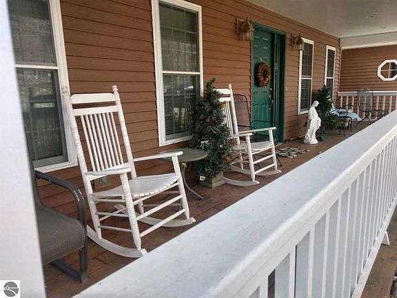 3rd image of 7842 Darmon Pl