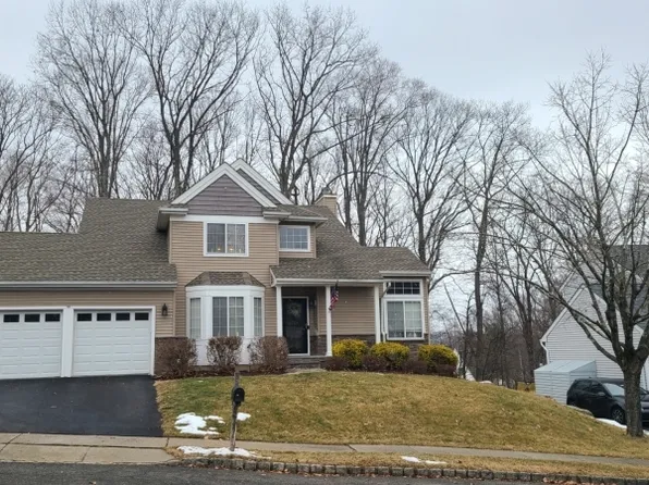 14 Crestwood Circle, Mount Olive Twp., NJ 07828