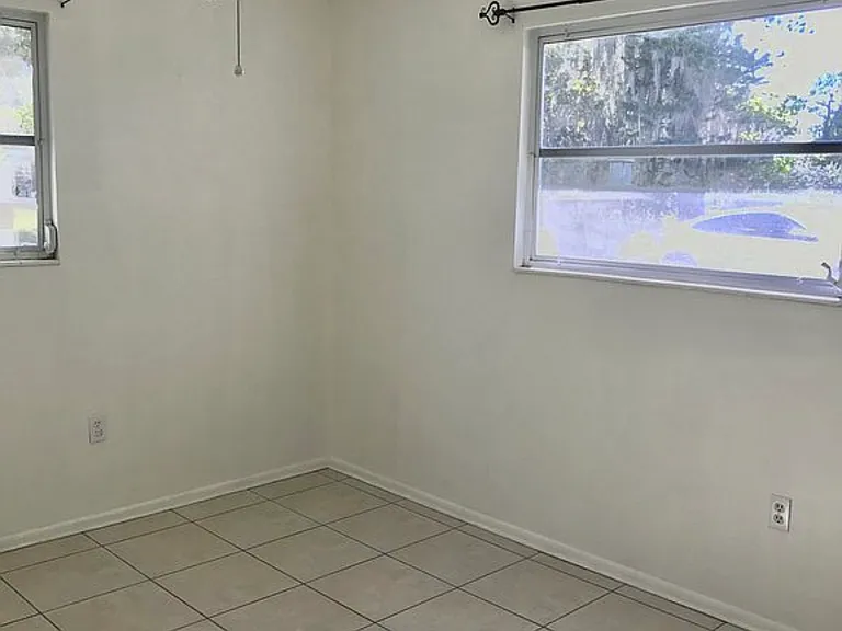 4224 Hymount Ave — Photo 9