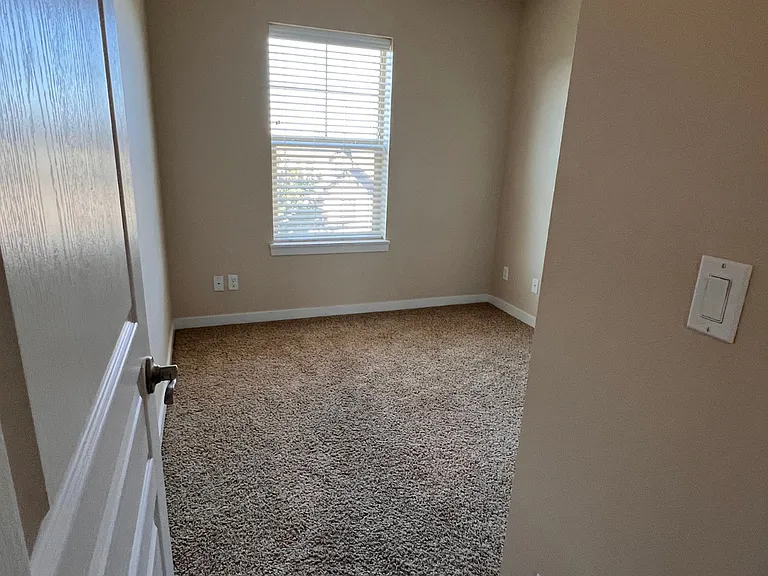 8834 W Pine Valley Ln #1 — Photo 17