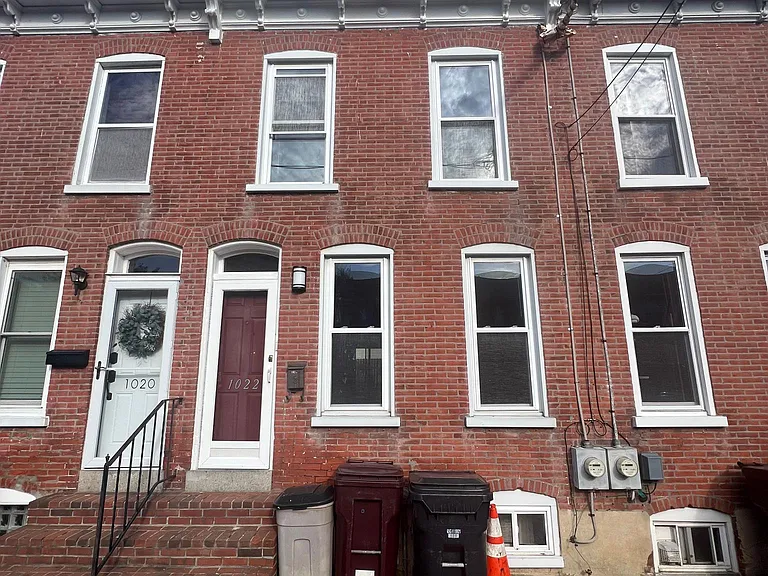 1022 McDowell St — Photo 2
