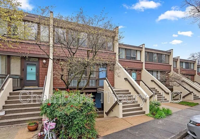 2232 S Randolph St #2 — Photo 25
