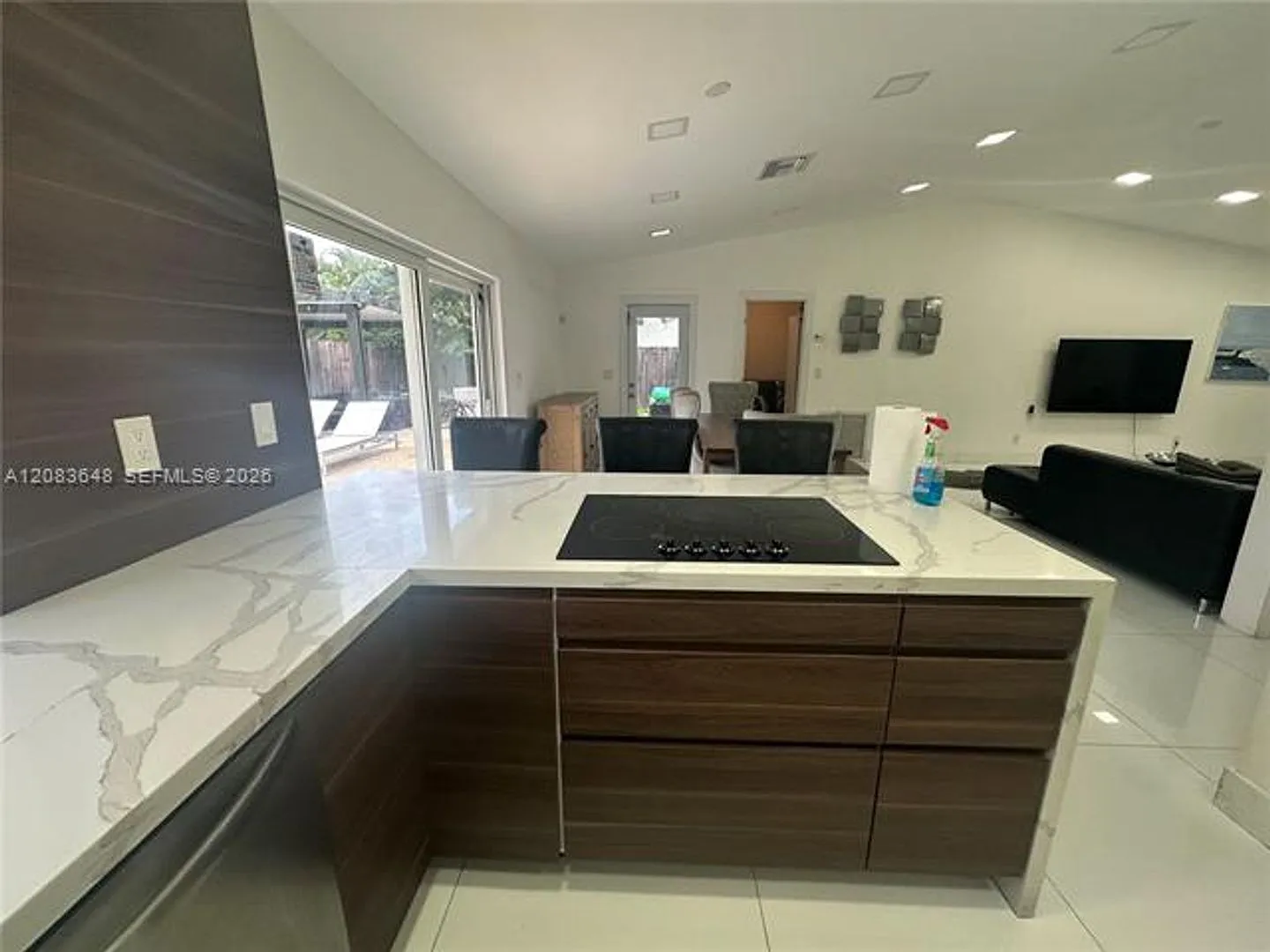 851 NE 205th St # 851, Miami, FL 33179 — Photo 2
