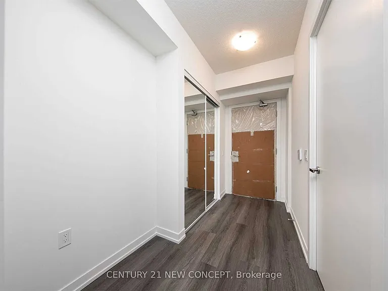 138 Downes St N #3816 — Photo 20