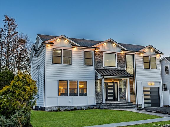 3rd image of 2570 Aster Place S
