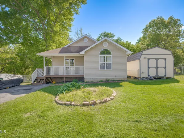 154 Sycamore St, Erwin, TN 37650