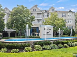 175 Rochelle Ave UNIT 321, Rochelle Park, NJ 07662