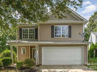 7812 Rabbits Foot Ln, Charlotte, NC 28217