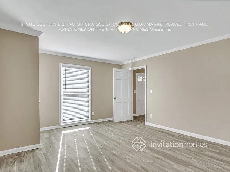 4252 Hambrick Way — Photo 12