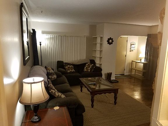 5th image of 615 Avenue F