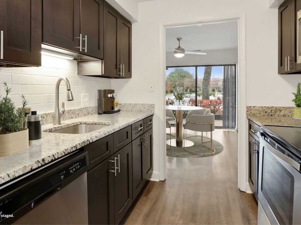 1 Harness Ct APT 204