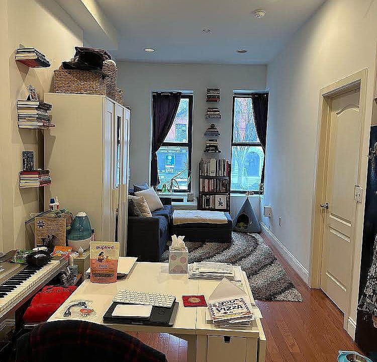 1st image of 256 W 135th St APT 2F