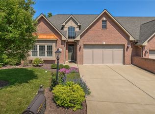 1716 Waterleaf Dr, Sewickley, PA