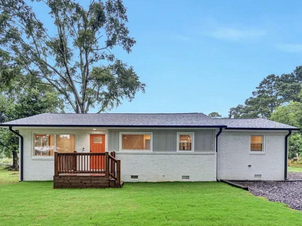 2141 Mayo Rd, Cowpens, SC 29330