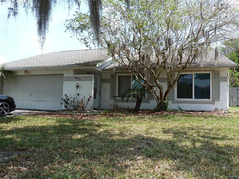 1st image of 807 Jacaranda Dr