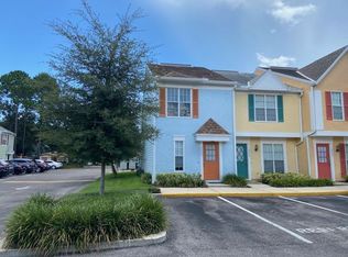 3336 W Wyoming Cir, Tampa, FL 33611