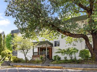 999 Bowen Rd #5208, Nanaimo, BC V9R 2A4
