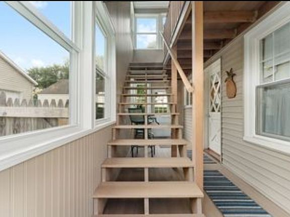 5th image of 15 Locust Ave #1