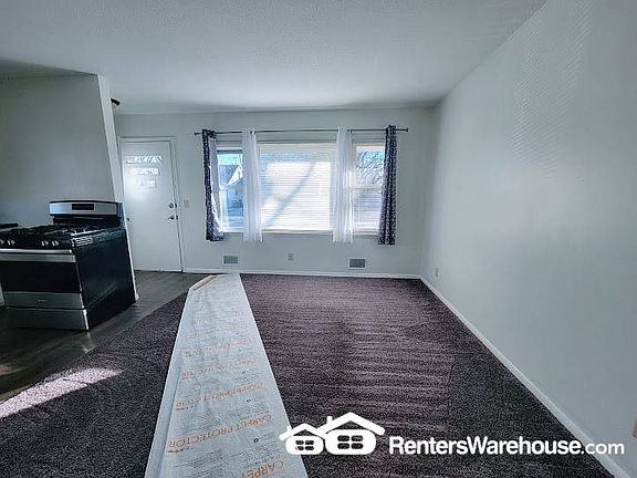 2nd image of 617 51st Ave NE #1