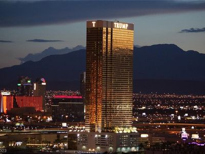 2000 N Fashion Show Dr Unit 2027, Las Vegas, NV, 89109