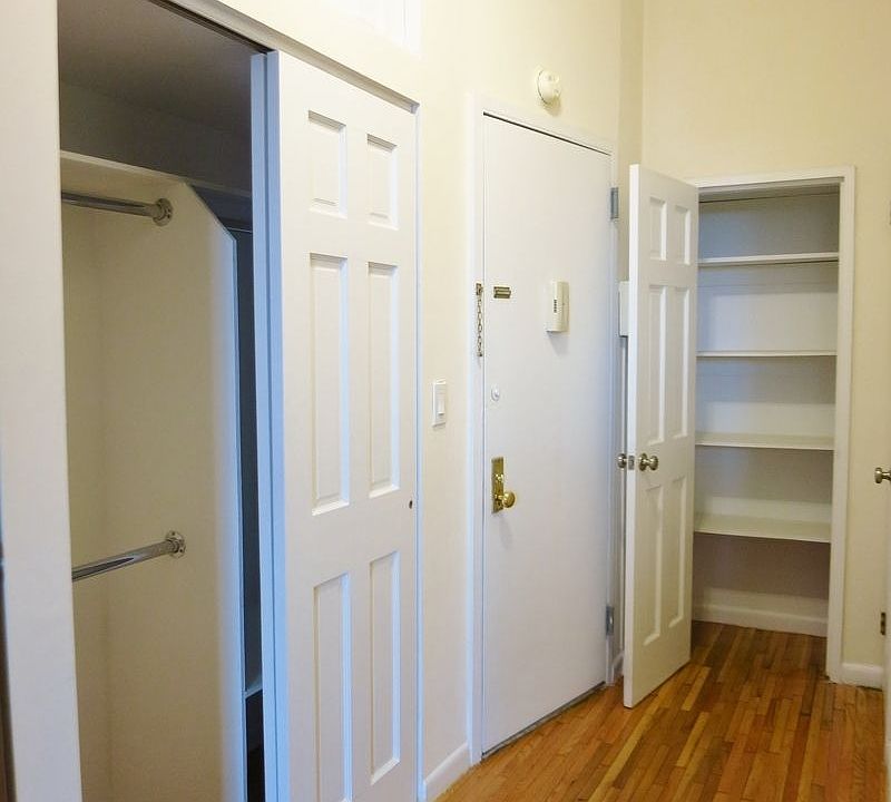 1st image of 409 E 78th St APT B