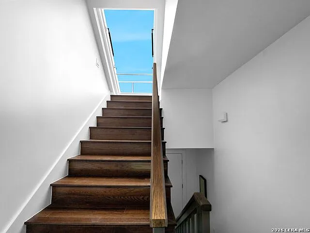 318 W Grayson St #404-A — Photo 22