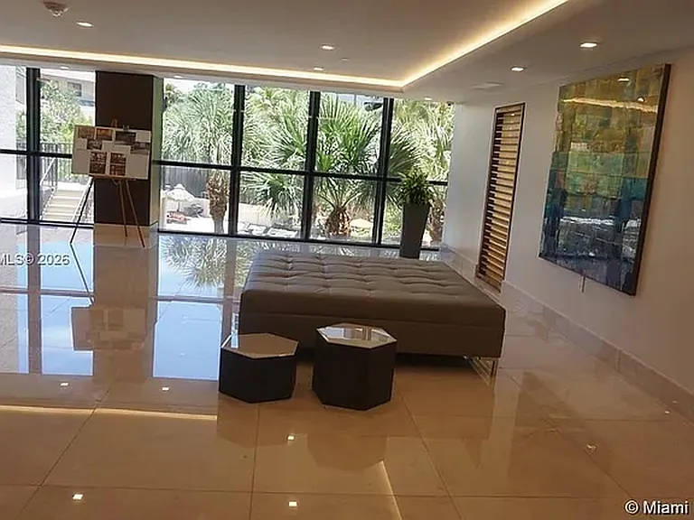 540 Brickell Key Dr #PENTHOUSE — Photo 12