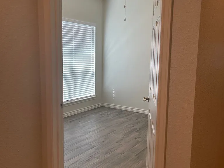 511 County Road 306 — Photo 6