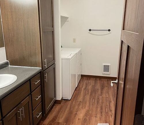 4th image of 2348 Julie Ave #1