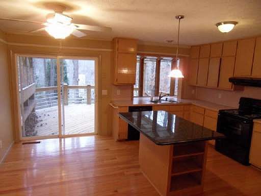 5th image of 3901 Forest Dawn Ct