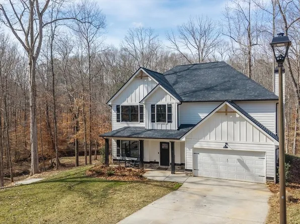 14 Cambridge Ln, Bremen, GA 30110