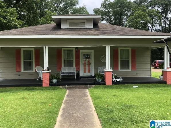 407 1st St N, Reform, AL 35481