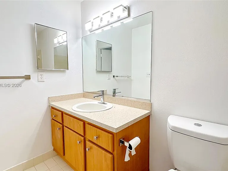 2445 SW 18th Ter #107 — Photo 7