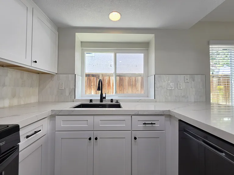 29972 Monticello St — Photo 12
