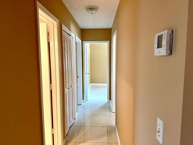 1235 Rowayton Cir — Photo 11