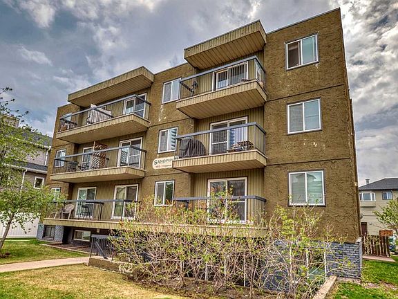 3rd image of 1613 S 11th Ave SW #202