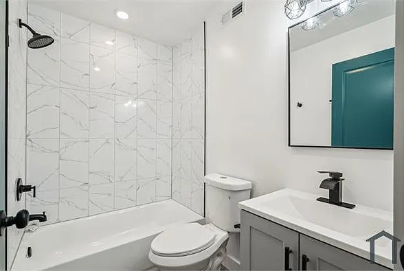2616 N 11th St #3 — Photo 5