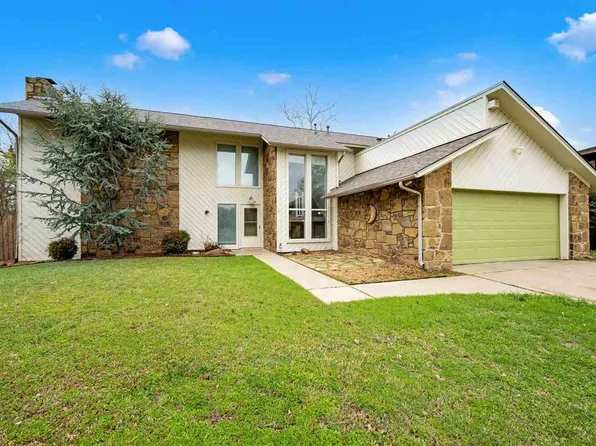 5606 NW Rebecca Ter, Lawton, OK 73505