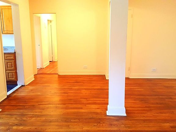 3rd image of 13510 Grand Central Pkwy APT 401