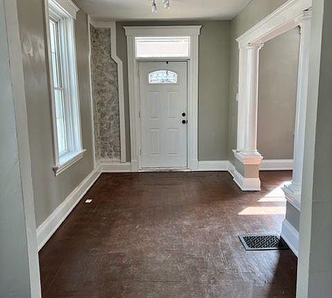 2nd image of 1328 Chapel St
