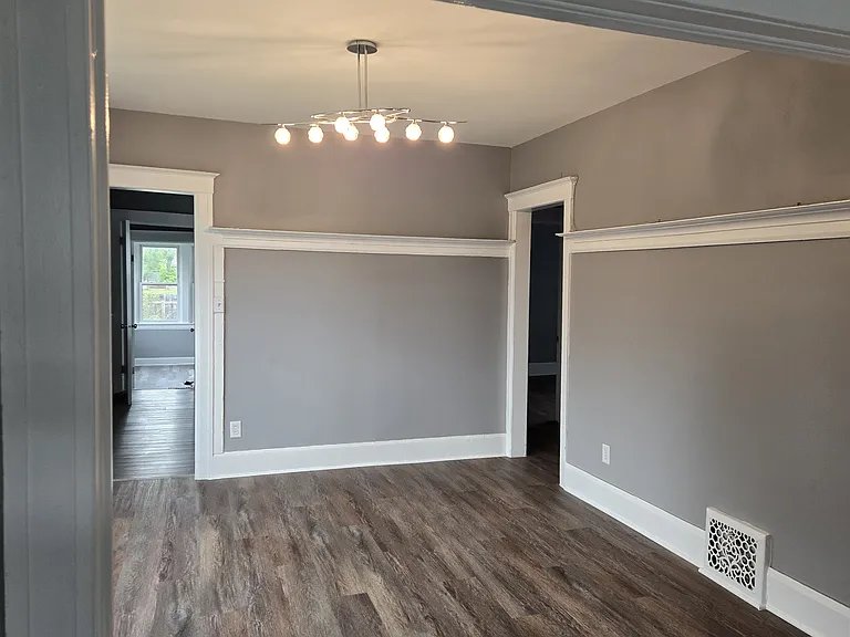 1690 W Euclid St — Photo 4