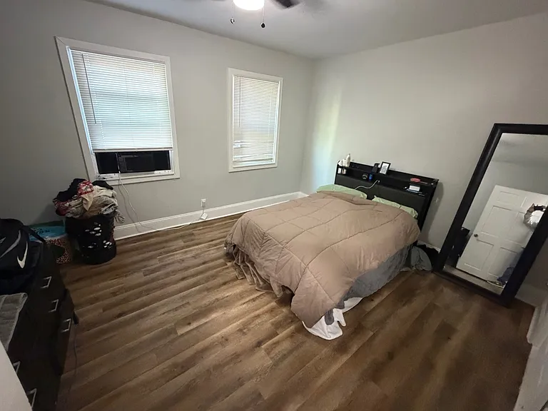 122 Winkler St #1 — Photo 6