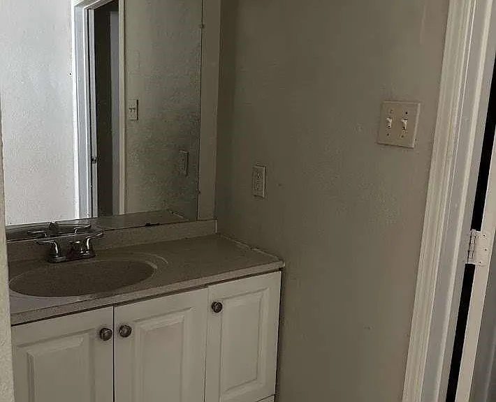 11919 Greenmesa Dr — Photo 11