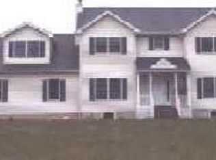 68 Hosner Mountain Rd, Hopewell Junction, NY 12533