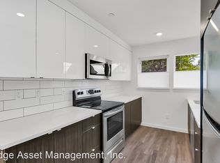 1875 NE 2nd Ave #102, Portland, OR 97212