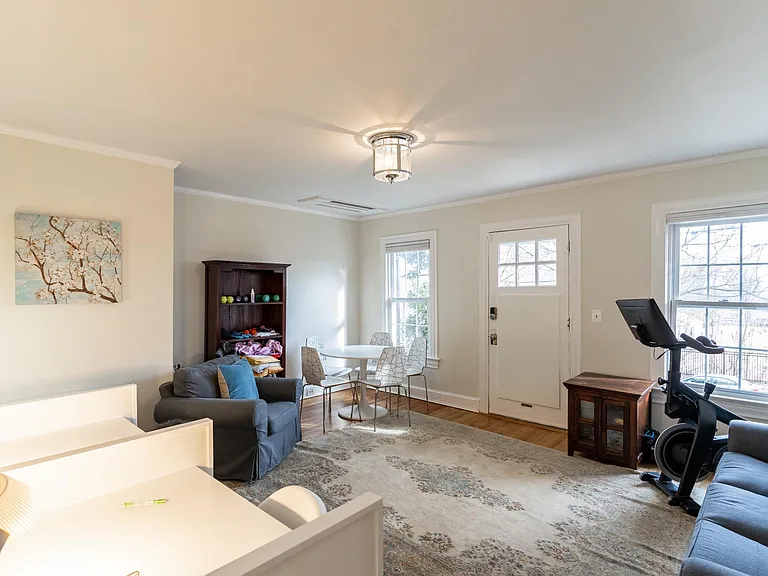 Living Room/Study