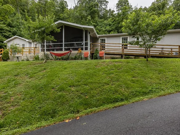 47 Integrity Mountain Rd, Otto, NC 28763