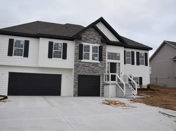 6013 NE 118th St, Kansas City, MO 64156